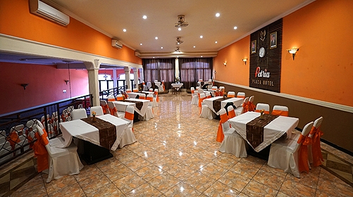 meeting-room-plaza-2 meeting-room-plaza-2